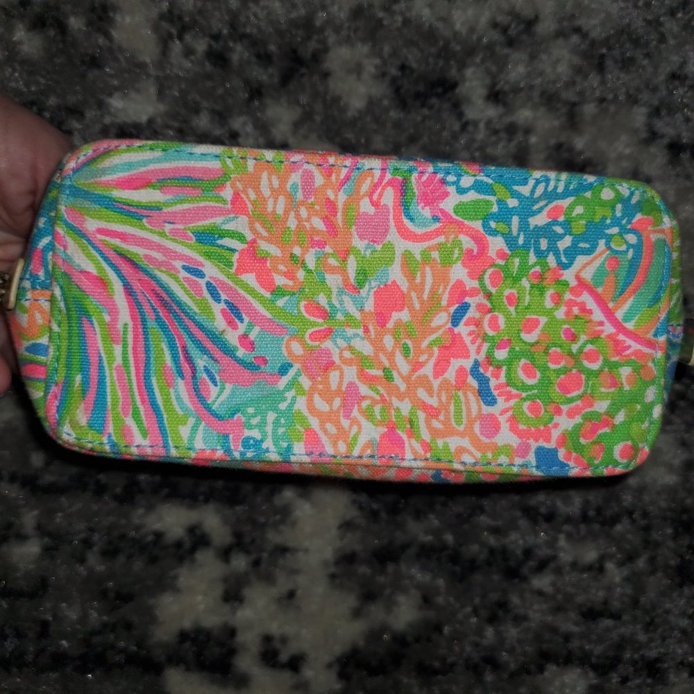 Lilly Pulitzer Carry Pouch Like NEW! - Picture 8 of 9